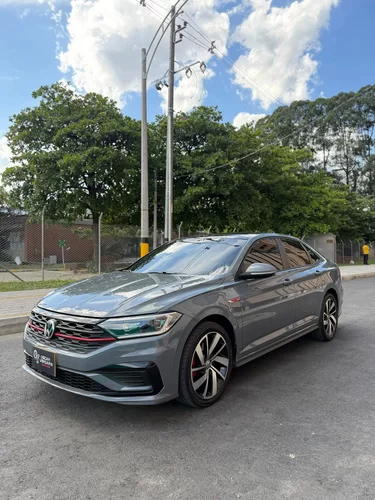Volkswagen Jetta Vi 2.0 Gli